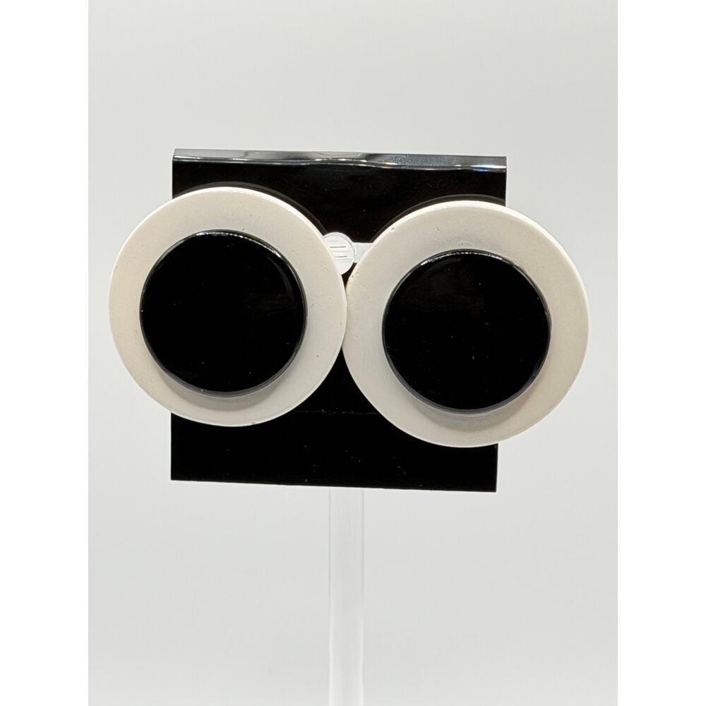 Retro Mod Black & Ivory Oversized Resin Disc Statement Earrings - Picture 4 of 5